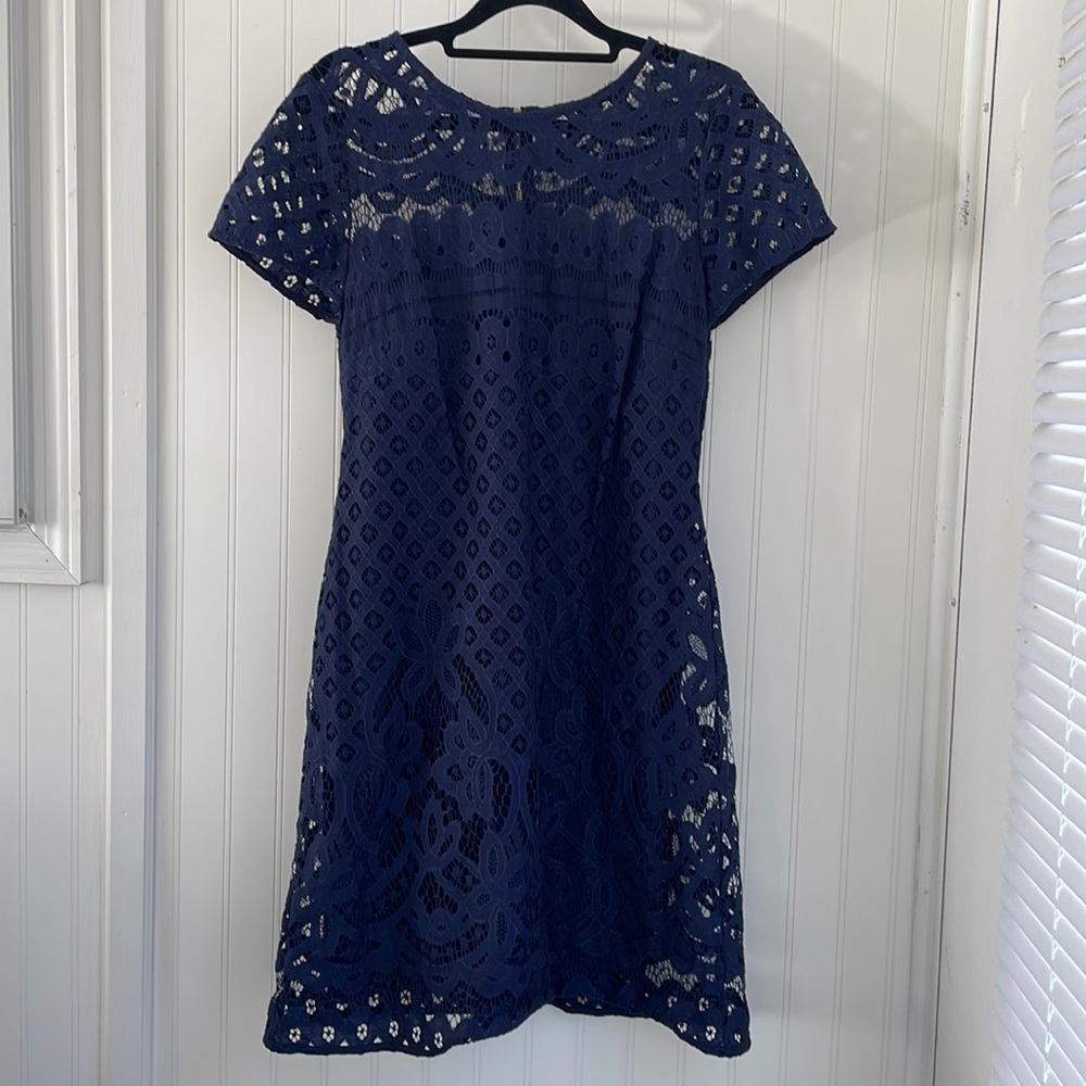 JUST TAYLOR navy lace overlay short sleeve fit & flare knee length dress size 8